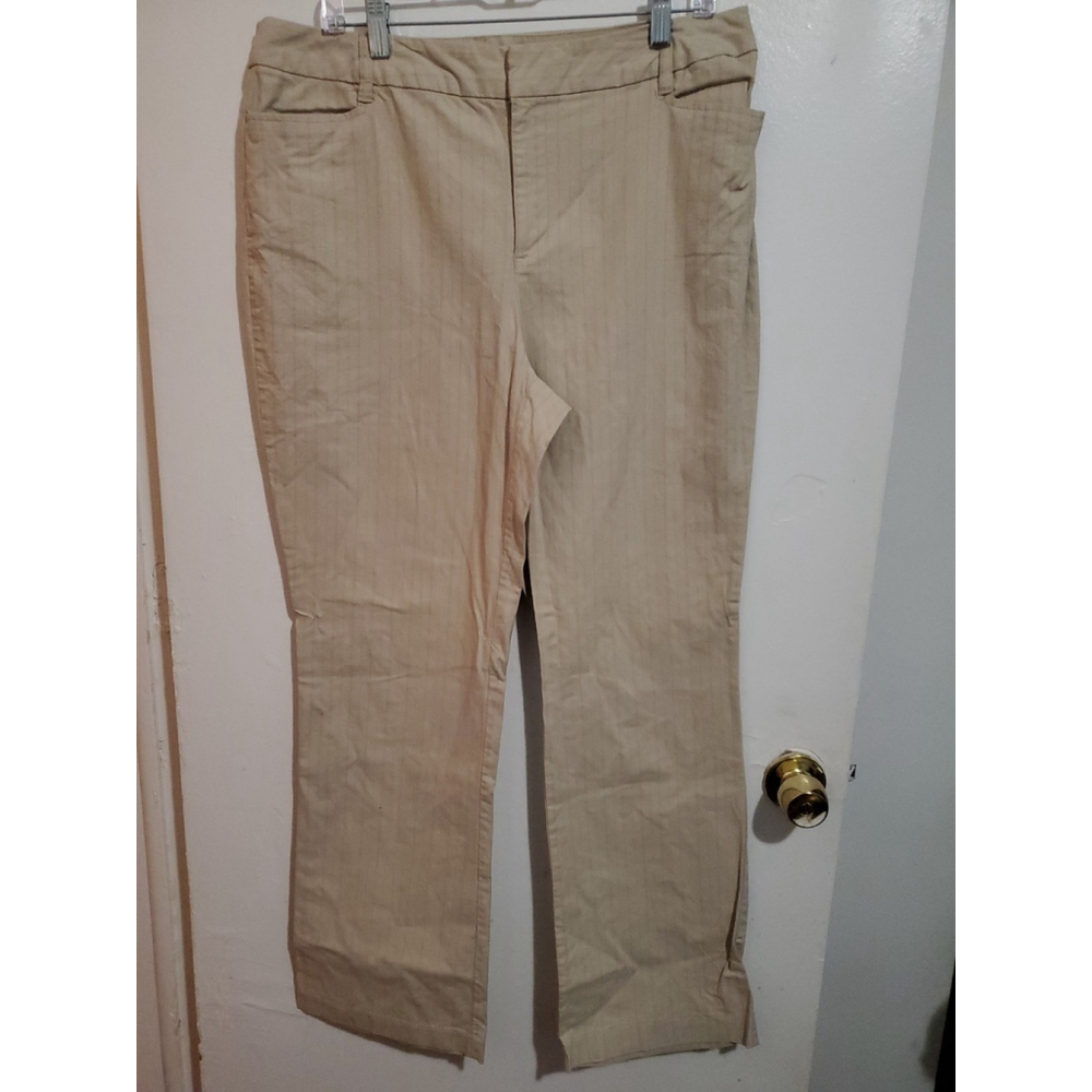 St Johns Bay Chino Khaki sz 16